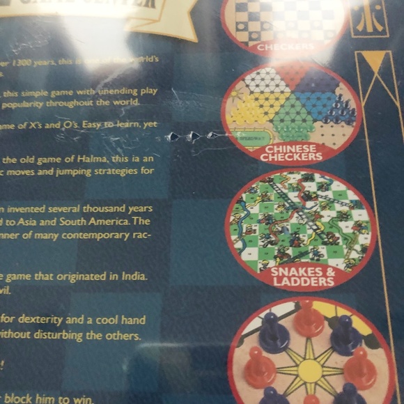 Cardinal Collectors Family 12 Game Center Board Game 12 Classic Games NEW SEALED - Picture 4 of 6